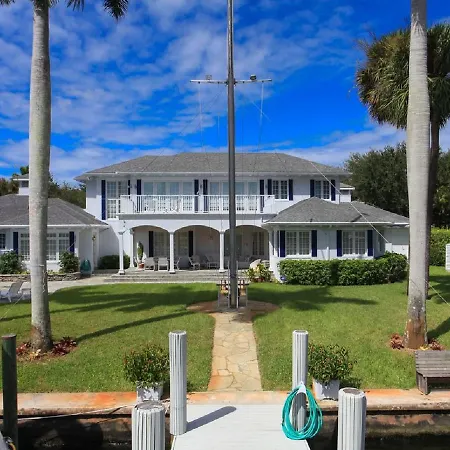 The Grand Estate Villa